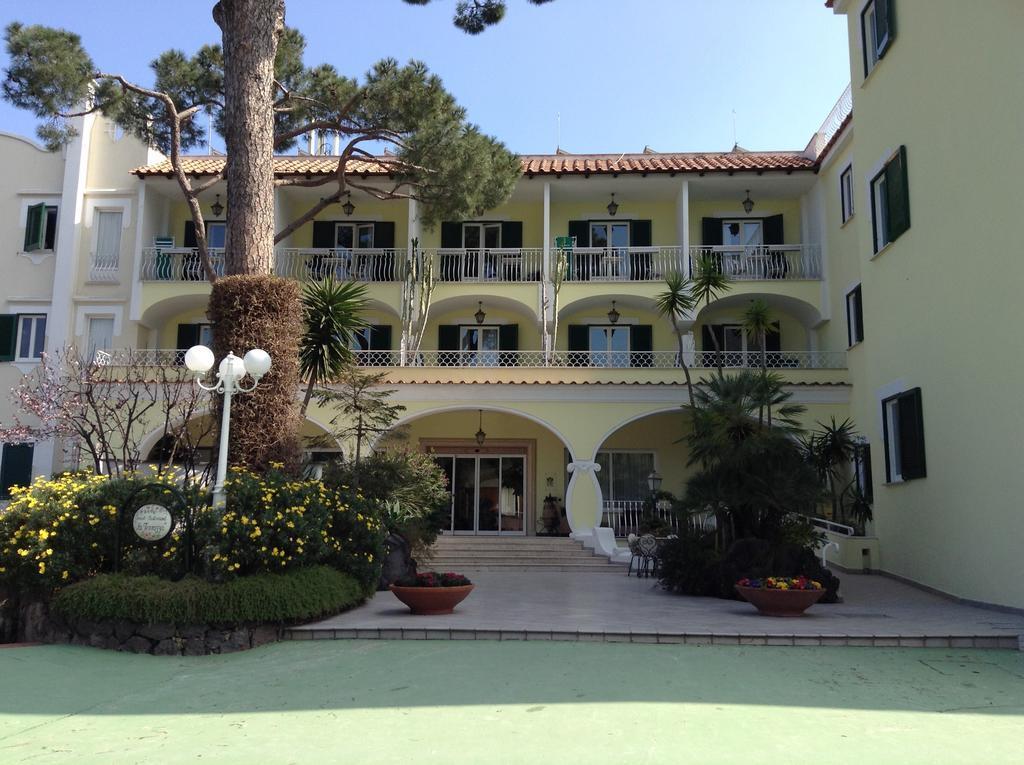 Hermitage Resort & Thermal Spa Ίσκια Εξωτερικό φωτογραφία