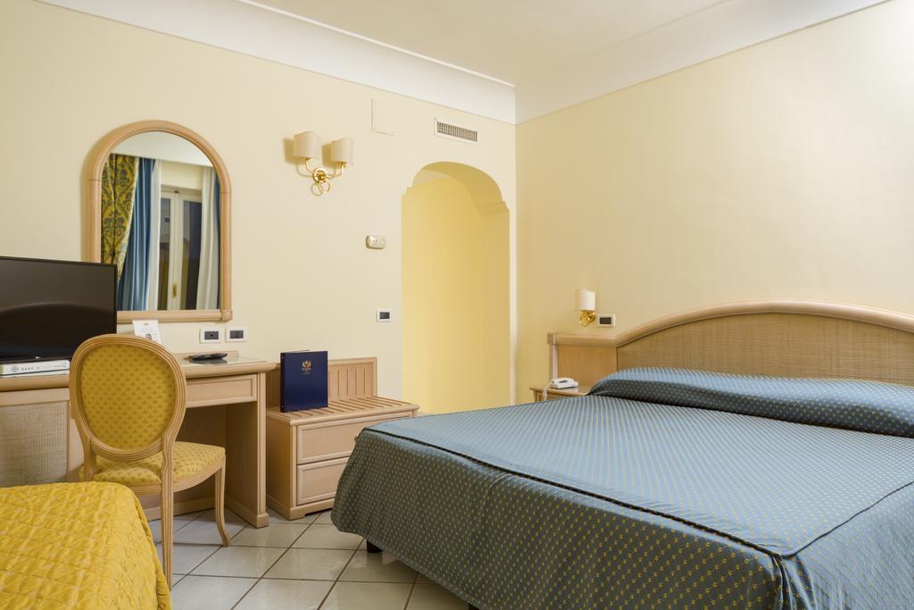 Hermitage Resort & Thermal Spa Ίσκια Εξωτερικό φωτογραφία